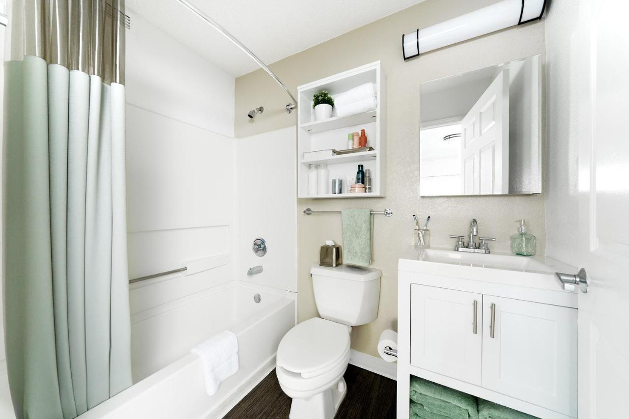 Intown Suites Extended Stay Arlington Tx - Oak Village エクステリア 写真